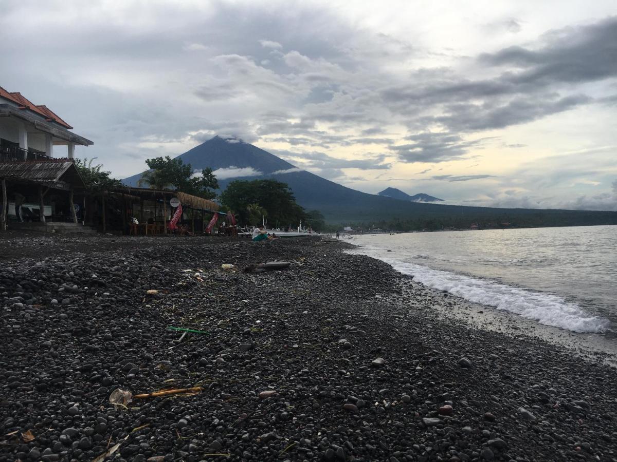 Amed Sunset Beach Buitenkant foto